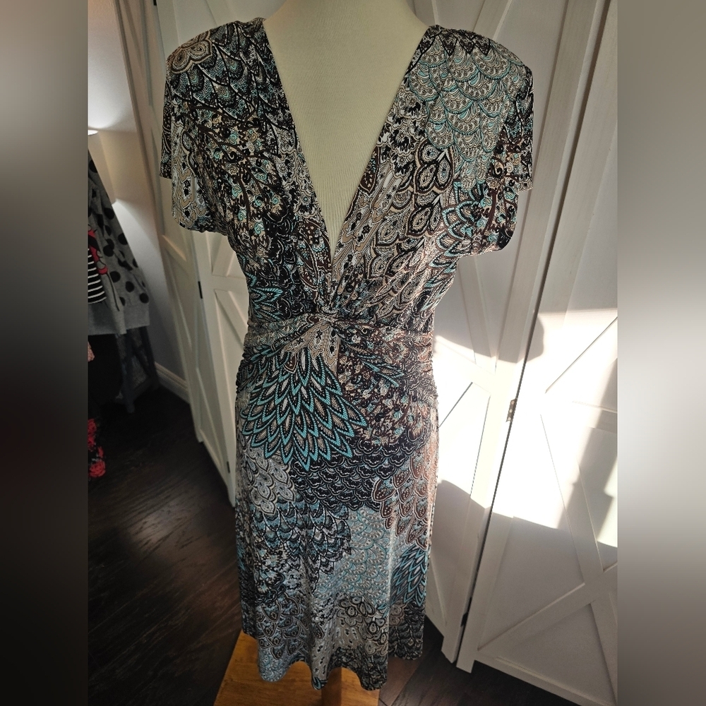 Connected - V-Neck Midi Dress with Twist-Front in a Blue, Brown Paisley Print - Picture 2 of 9